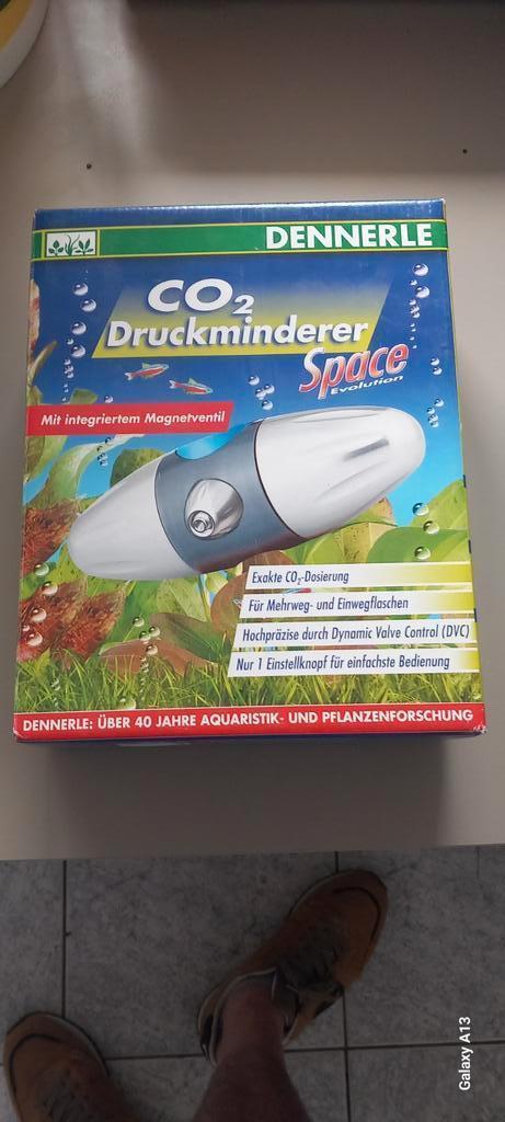 Dennerle co2 drukregelaar evolution space, Dieren en Toebehoren, Vissen | Aquaria en Toebehoren, Zo goed als nieuw, Filter of Co2