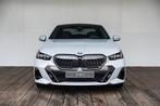 BMW 5 Serie Sedan 520i | M Sportpakket Pro | Innovation Pack, Auto's, BMW, Nieuw, Te koop, Zilver of Grijs, 5 stoelen