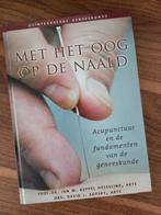Boek Met het oog op de naald, Ophalen of Verzenden, Alpha, Zo goed als nieuw, HBO