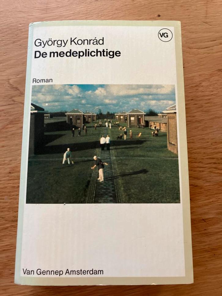 György Konrád - De medeplichtige, Boeken, Literatuur, Gelezen, Nederland, Ophalen of Verzenden