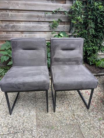 4 Grijze Stoffen Eetkamerstoelen beschikbaar voor biedingen