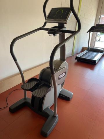 Professionele stepper Technogym Excite 500 beschikbaar voor biedingen