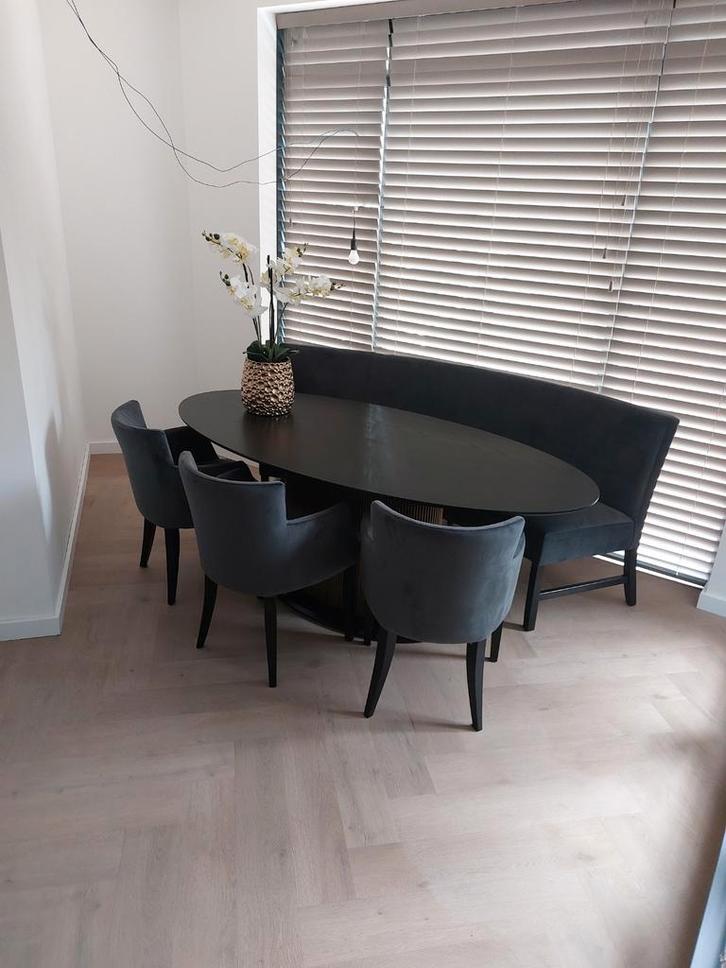 3 Stoelen en een ronde bank., Huis en Inrichting, Complete inboedels, Ophalen