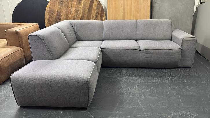 Grijze Hoekbank, Huis en Inrichting, Banken | Complete zithoeken, Zo goed als nieuw, Ophalen of Verzenden