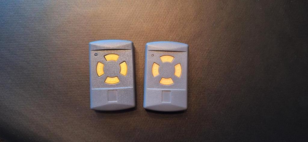 Afstandsbedieningen - HORMANN, Ophalen, 120 cm of meer, 215 cm of meer, Garagedeur