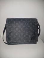 Heren tas - Parijs - Zo goed als nieuw!, Sieraden, Tassen en Uiterlijk, Tassen | Rugtassen, Overige merken, Minder dan 30 cm, 25 tot 40 cm