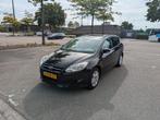 Ford Focus 1.6 Ti-vct 77KW Wagon 2011 Zwart, Auto's, 1596 cc, Stof, 4 cilinders, 1207 kg