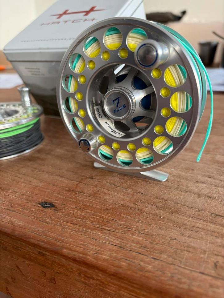 Hatch monsoon 7 plus vis reel  vrpr 750, Watersport en Boten, Hengelsport | Vliegvissen, Zo goed als nieuw, Molen, Ophalen of Verzenden