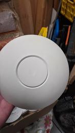 Unifi AC LR - 3 stuks, Computers en Software, Accesspoints, Ophalen of Verzenden