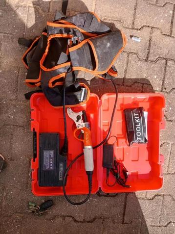 Tuinschaar ap 60 acu beschikbaar voor biedingen
