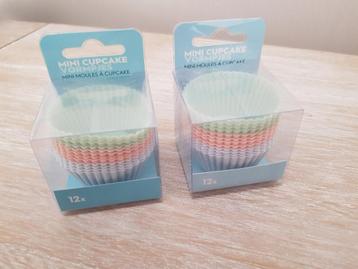 Siliconen cupcakevormpjes 2 sets, elk 12stuks beschikbaar voor biedingen
