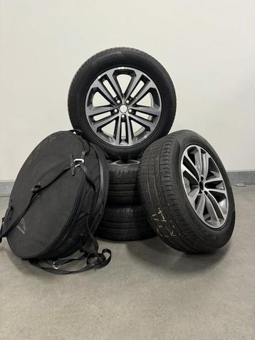 Jaguar F-PACE Pirelli 255/55/R19 111W  beschikbaar voor biedingen