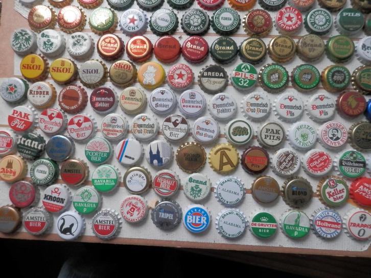 gezocht oude bierdoppen kroonkurken voor eigen verzameling, Verzamelen, Biermerken, Gebruikt, Overige typen, Overige merken, Ophalen of Verzenden