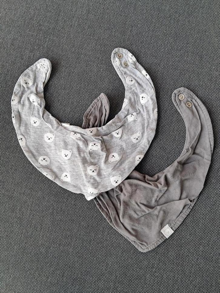 K277 Kwijlslabbetjes H&M, Kinderen en Baby's, Babymode-accessoires, Gebruikt, Ophalen of Verzenden
