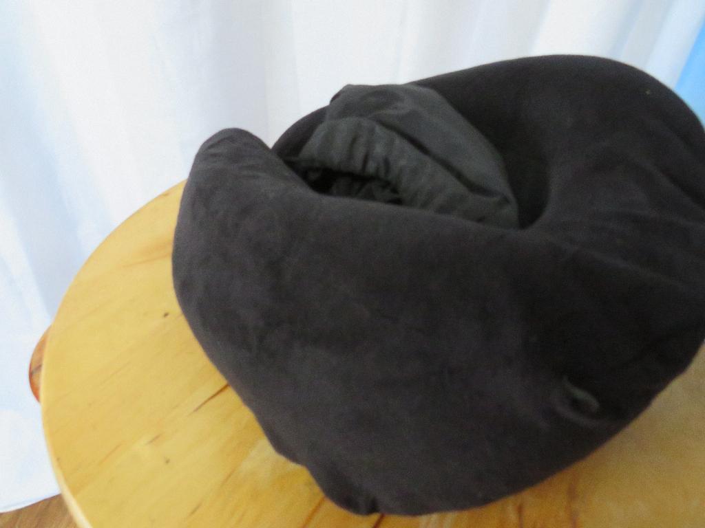 zwart memory foam travel pillow nek kussen + zakje, Ophalen of Verzenden, Gebruikt, Zwart, Overige vormen