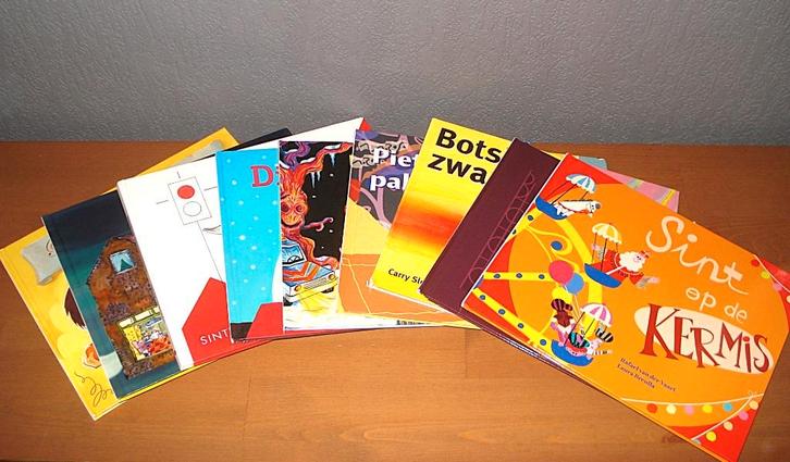 9 verschillende Sinterklaas boeken - zgan en nieuw, Diversen, Sinterklaas, Nieuw, Ophalen of Verzenden