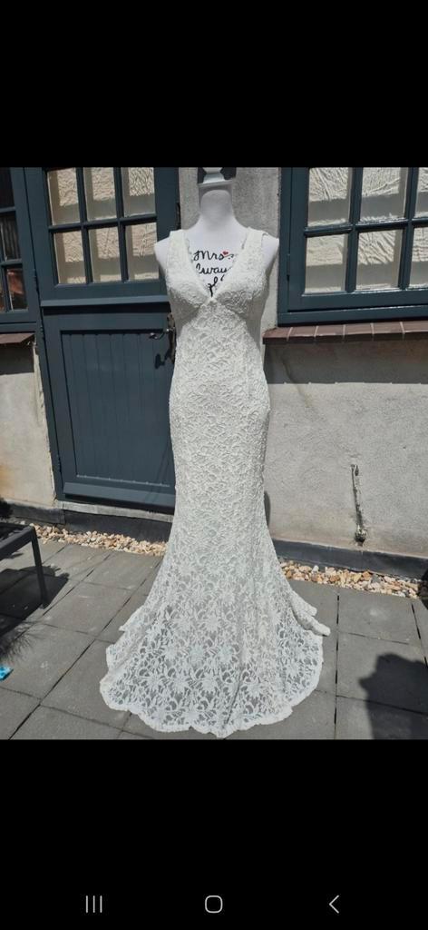 Trouwen - bridal - bruid - jurk - gala - feest - bruidsjurk, Kleding | Dames, Trouwkleding en Trouwaccessoires, Zo goed als nieuw