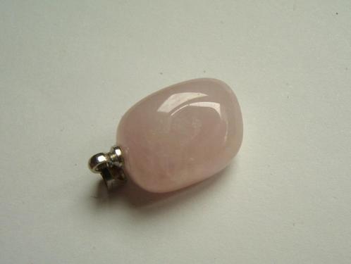 rozenkwarts rozekwarts hanger roze kwarts hangertje mineraal, Sieraden, Tassen en Uiterlijk, Kettinghangers, Zo goed als nieuw