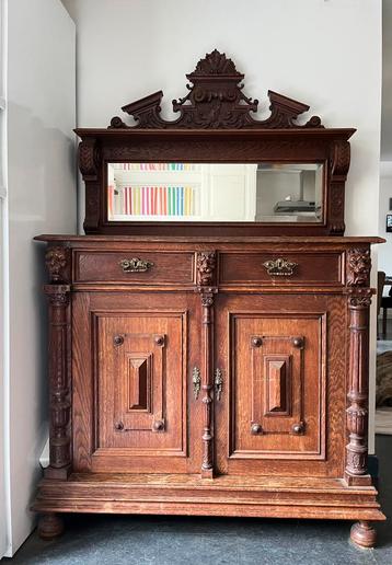 Buffetkast spiegelkast eikenkast eiken antiek brocante beschikbaar voor biedingen