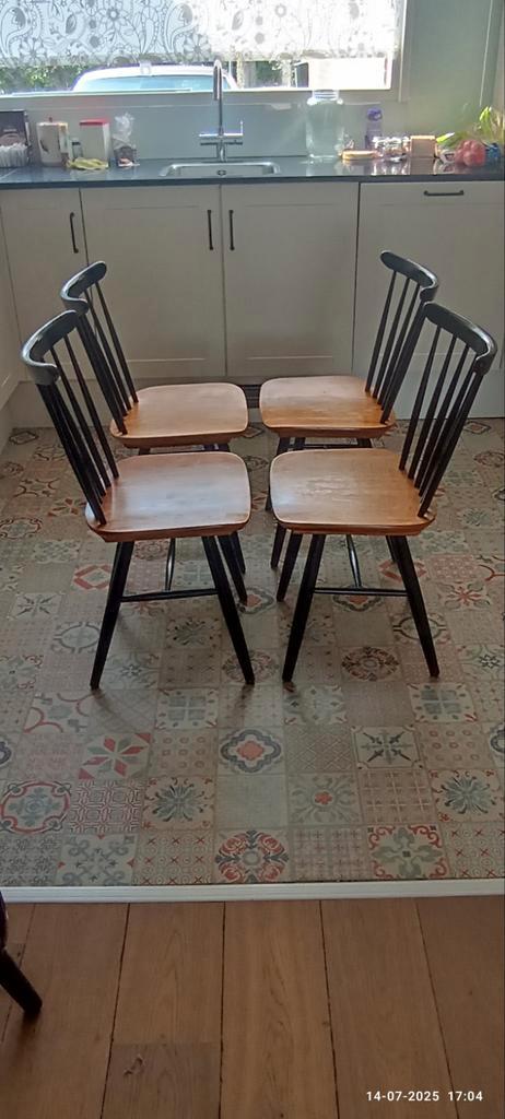 4 true vintage vol houten spijlenstoelen jaren 50/60, Huis en Inrichting, Stoelen, Gebruikt, Eén, Hout, Bruin, Ophalen