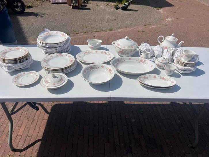M Z Czechoslovakia Porselein Servies 12-delig, Huis en Inrichting, Keuken | Servies, Nieuw, Compleet servies, Overige stijlen