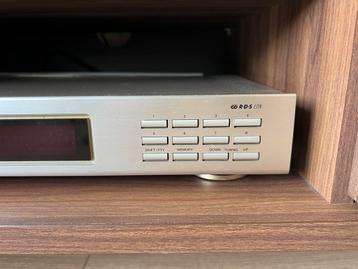 Denon TU-215RD Tuner beschikbaar voor biedingen