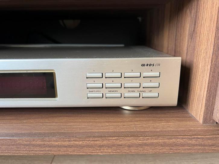 Denon TU-215RD Tuner, Audio, Tv en Foto, Tuners, Zo goed als nieuw, Analoog, Ophalen of Verzenden