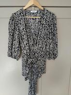 Modstrom wikkel blouse zwart crème M, Kleding | Dames, Maat 38/40 (M), Zwart, Ophalen of Verzenden, Zo goed als nieuw
