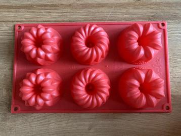 Siliconen mal grote cupcakes | zeepmallen - zeepjes maken beschikbaar voor biedingen