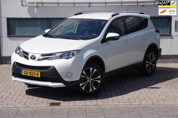 Toyota RAV4 2.0 Style 4WD Dealer onderhouden/ 2000 kg trekge beschikbaar voor biedingen