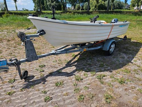 Crescent 410 polyester boot 8 pk yamaha 4 takt en trailer, Watersport en Boten, Vis- en Consoleboten, Gebruikt, Tot 10 pk, 3 tot 6 meter