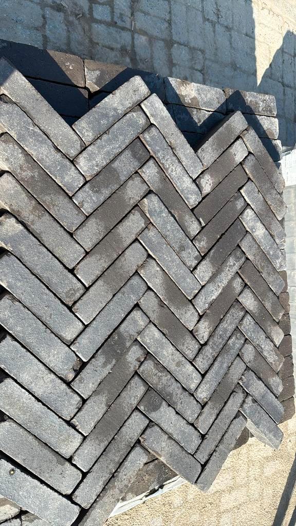 Restant 27m2 Carbona waalformaat Waaltjes onbezand zwart, Tuin en Terras, Tegels en Klinkers, Nieuw, Klinkers, Beton, 10 m² of meer