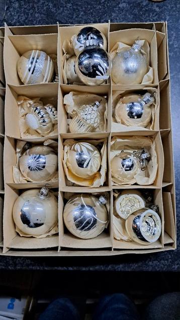 Vintage kerstversiering (glas) 15 stuks beschikbaar voor biedingen