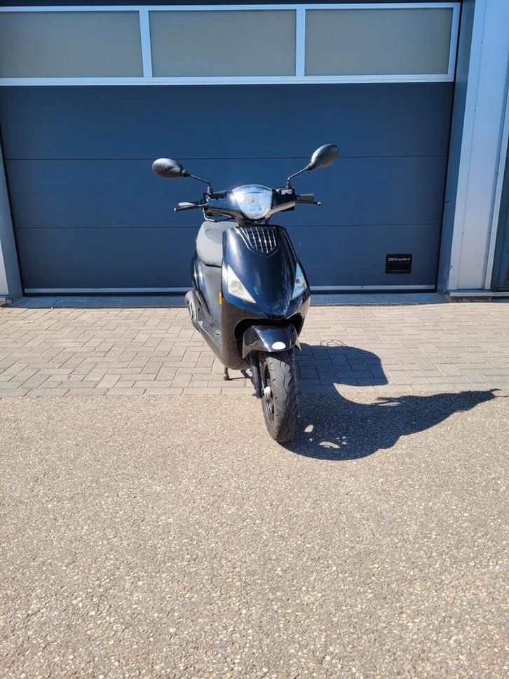 Agm sp50/ 4takt/ 25km, Fietsen en Brommers, Snorfietsen en Snorscooters, Ophalen