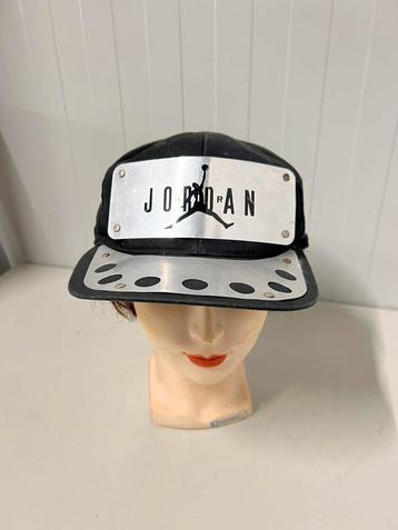 Te Koop : Vintage Michael Jordan Pet Cap Zwart Snapback beschikbaar voor biedingen