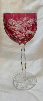 Kristallen cranberry glas op voet, Antiek en Kunst, Ophalen of Verzenden