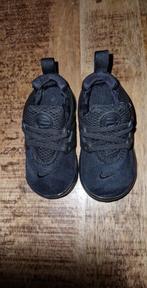 Baby schoentjes - eerste loopschoentjes - babysneakers - Bab, Schoentjes, Jongetje of Meisje, Ophalen of Verzenden, Zo goed als nieuw