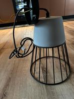 Hanglamp betonlook met draadstaal, Huis en Inrichting, Lampen | Hanglampen, Ophalen of Verzenden