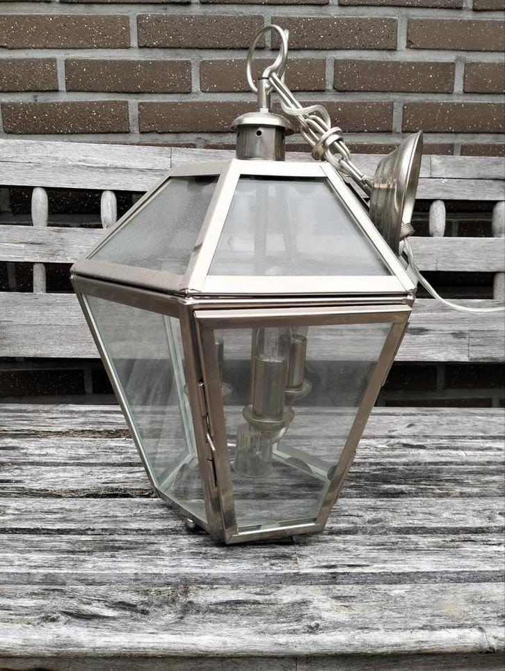 Zilverkleurige kroonluchter met 3 lampen, Huis en Inrichting, Lampen | Hanglampen, Zo goed als nieuw, Minder dan 50 cm, Glas, Metaal