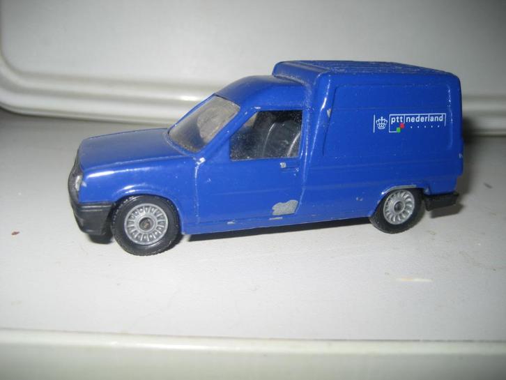 Solido Renault Express PTT Nederland, Hobby en Vrije tijd, Modelauto's | 1:43, Gebruikt, Auto, Solido, Ophalen of Verzenden