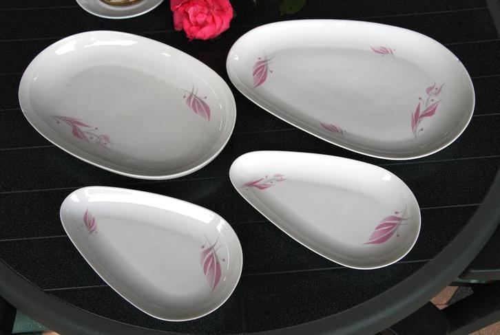 MOSA servies schalen roze bloem retro, Huis en Inrichting, Keuken | Servies, Gebruikt, Schaal of Schalen, Overige stijlen, Porselein