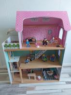 Poppenhuis met veel accessoires, Ophalen, Zo goed als nieuw