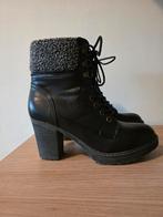 Super Leuke Enkellaarzen - Bijna Nieuw!, Zwart, Lage of Enkellaarzen, Super cracks, Ophalen of Verzenden