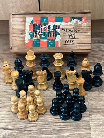 Vintage Chess verzwaard Staunton made Frans Doos 81mm beschikbaar voor biedingen