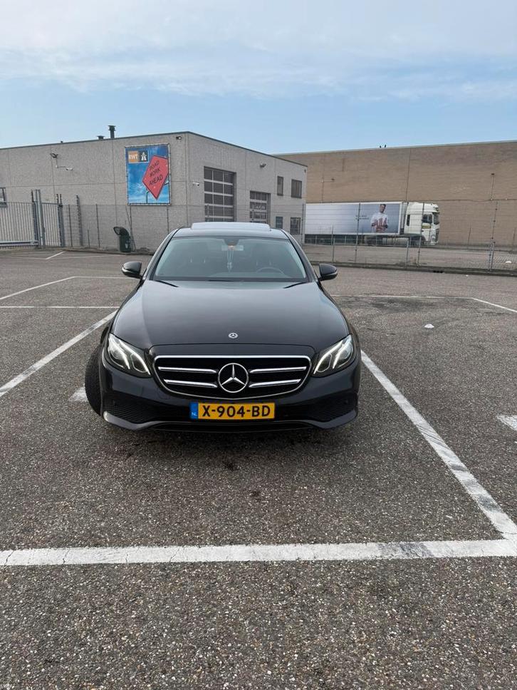 Mercedes-Benz E-Klasse E200  Plus, Auto's, Mercedes-Benz, Particulier, E-Klasse, Benzine, Euro 6, Sedan, Automaat, Geïmporteerd