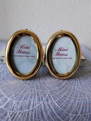 2 mooie, ongebruikte ovale vintage fotolijstjes Mini Brass beschikbaar voor biedingen