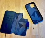 Decoded detachable wallet iPhone 15. Donkerblauw leer., Verzenden, Zo goed als nieuw, Hoesje of Tasje