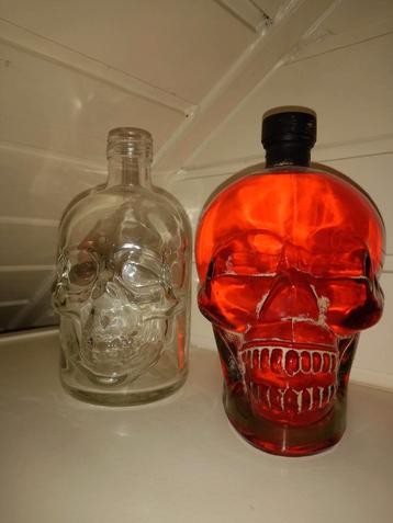 Set skull flessen  beschikbaar voor biedingen