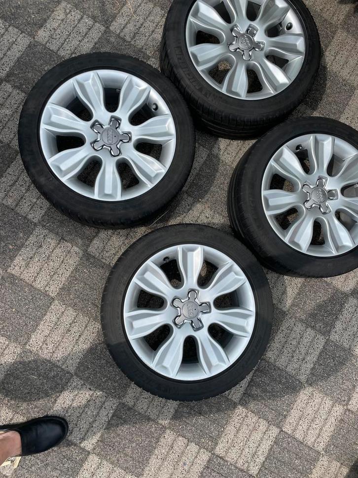 Audi A1 Velgen met Banden, Auto diversen, Auto-accessoires, Gebruikt, Ophalen