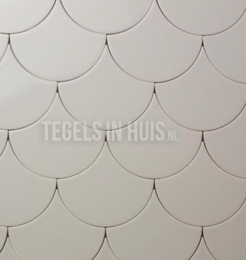 Wandtegel Scale Fan, waaiervorm. Creme. Nieuw en ongeopend, Doe-het-zelf en Verbouw, Tegels, Nieuw, Wandtegels, Keramiek, Minder dan 20 cm